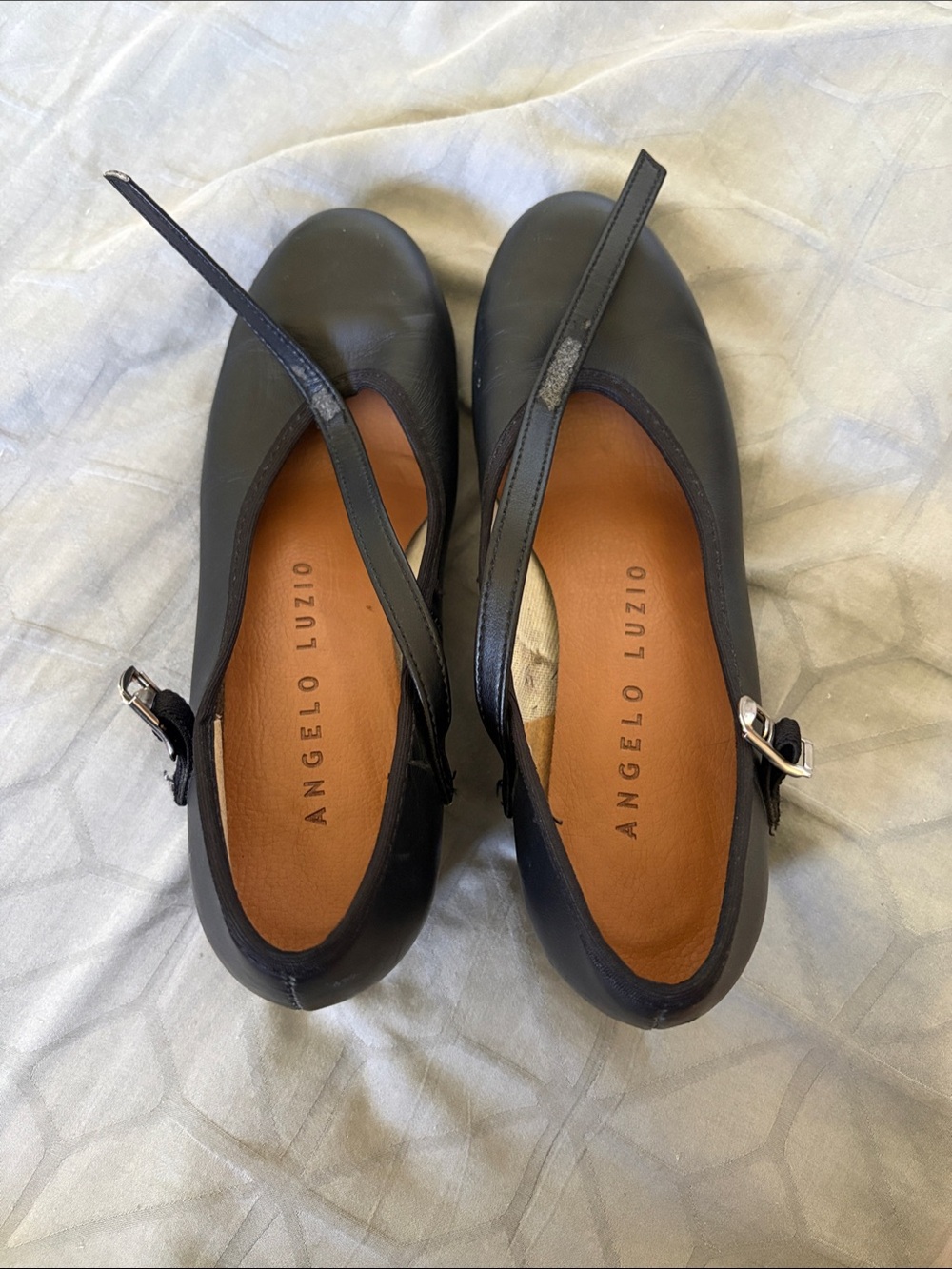 Angelo Lucio girls tap shoes. Size 1 1/2.